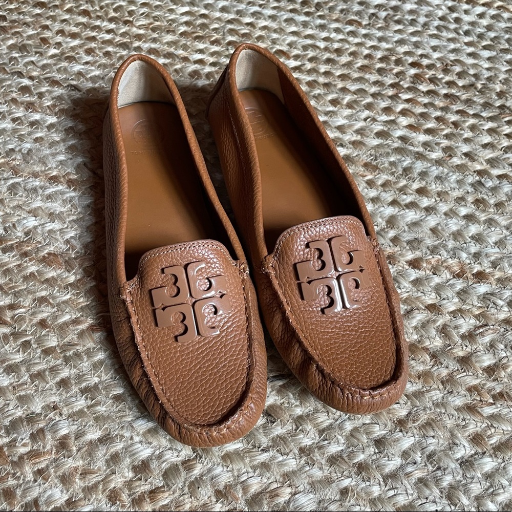 Tory Burch Cognac Leather Loafer - size 9M